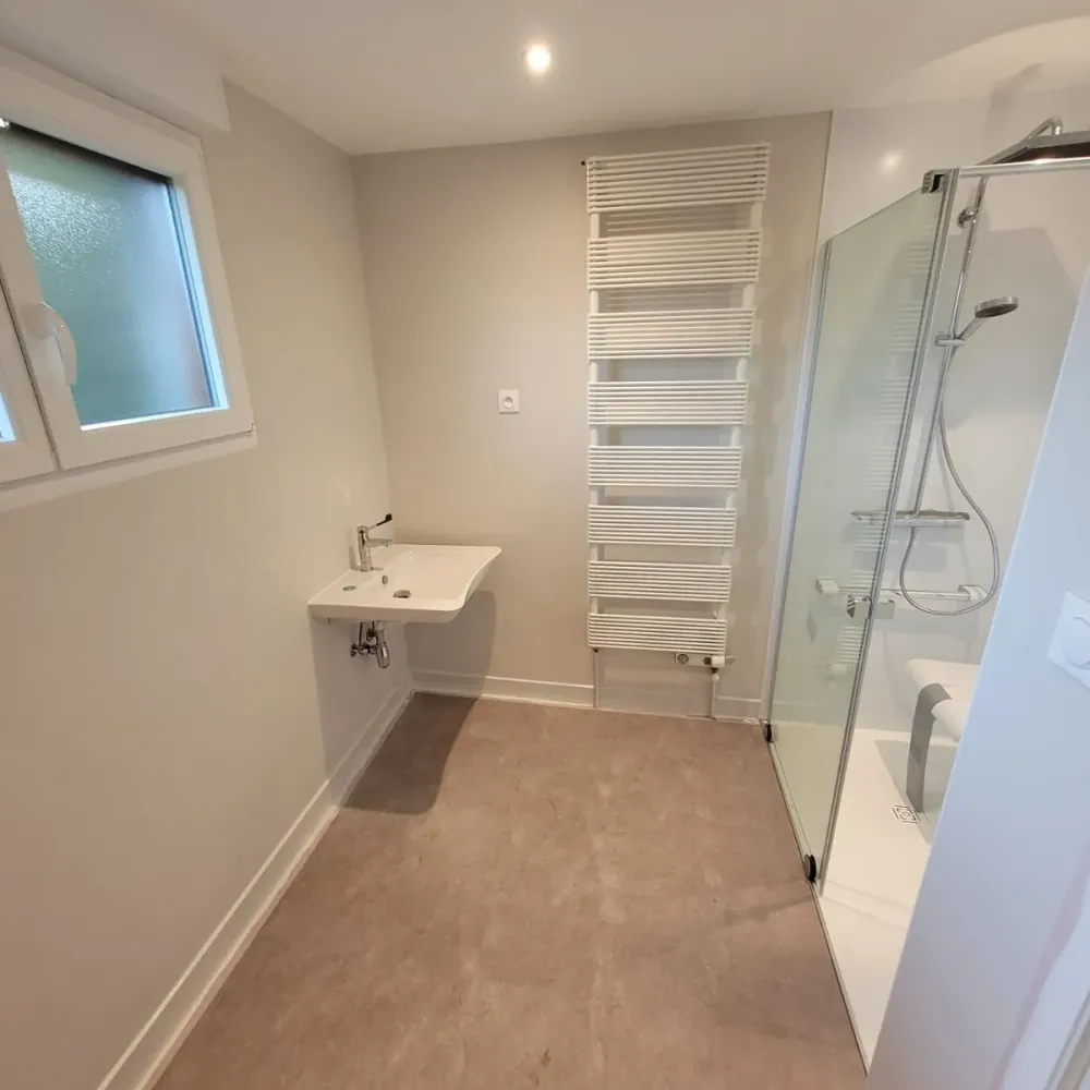 salle de bain PMR